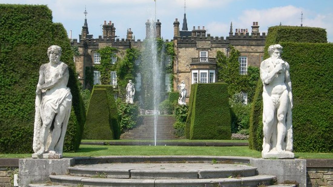 Photograph of Renishaw Hall